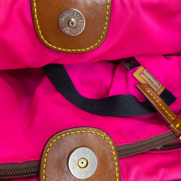 DOONEY & BOURKE BLACK NYLON CINCH-SIDE TOTE - Picture 9 of 12